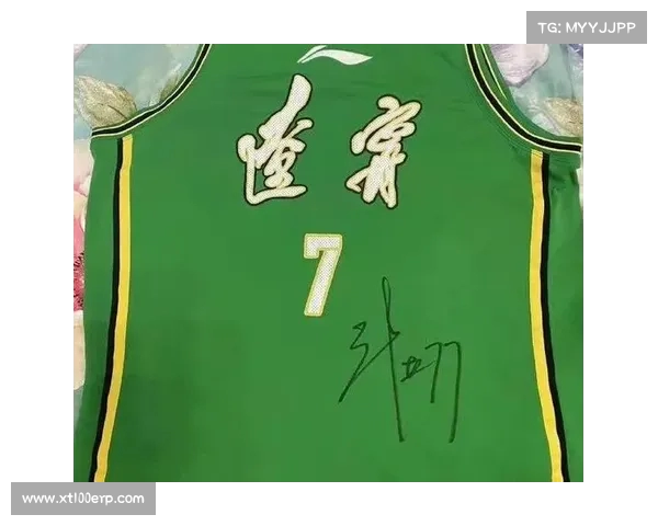 杨鸣晒照:属于绿色的篮球年,NBACBA欧冠冠军主色调解读(冠军篮球队) 杨鸣晒照:属于绿色的篮球年,NBACBA欧冠冠军主色调解读(冠军篮球队)
